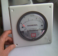 magnehelic00